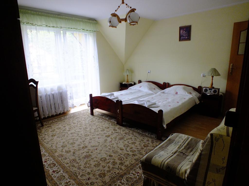 Willa Anna Maria Wysowa-Zdrój Esterno foto