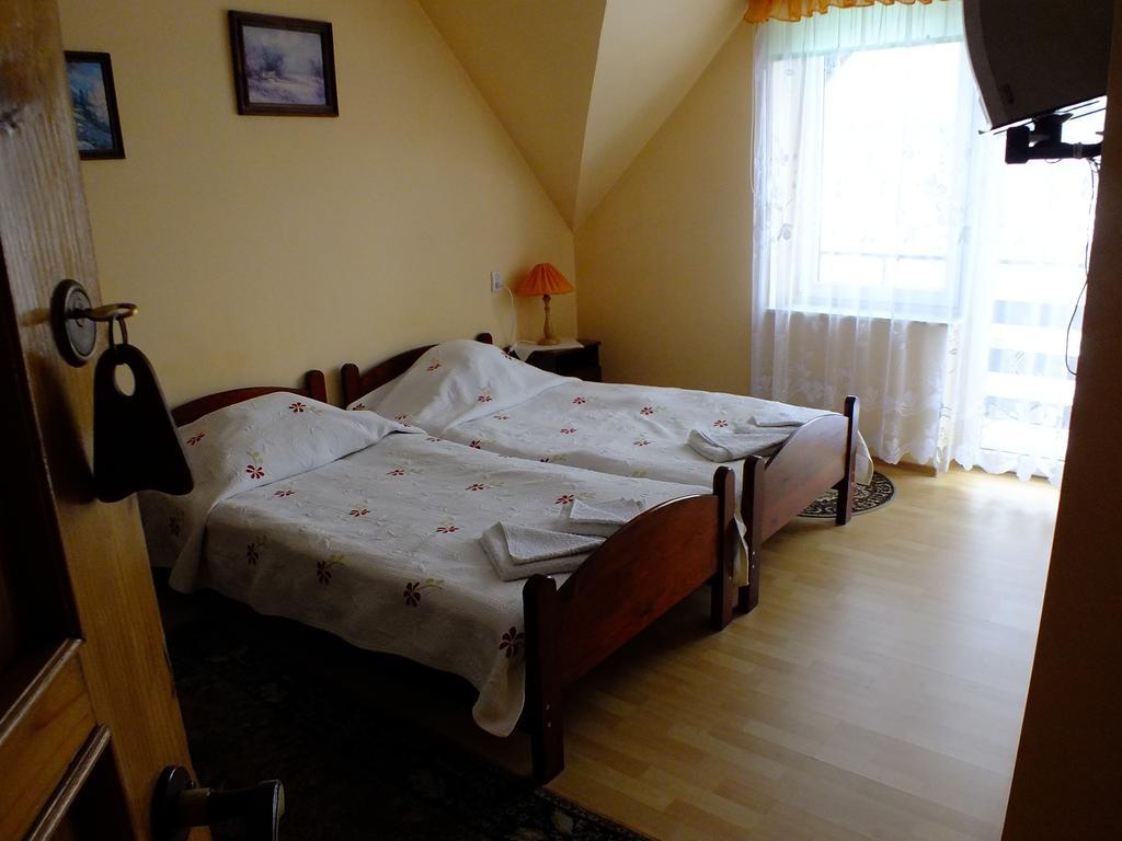 Willa Anna Maria Wysowa-Zdrój Esterno foto